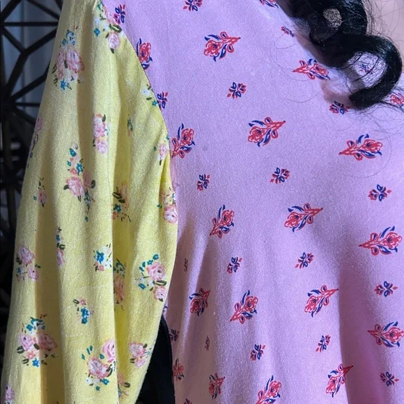 SACRED THREADS TOP L/XL - Picture 8 of 15